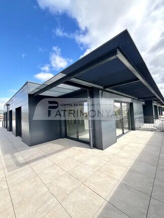 Plus de détails pour Local commercial à louer