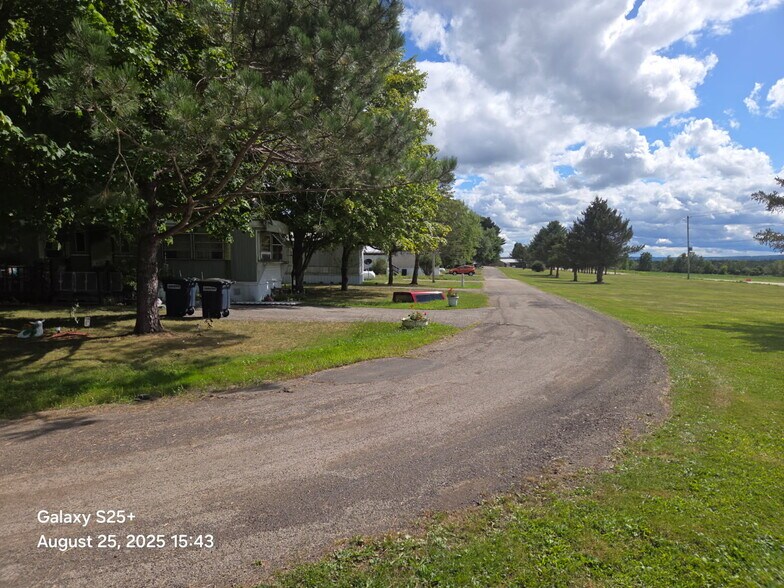 2390 US 62, Kennedy, NY à vendre - Photo de l’immeuble – Image 2 sur 19