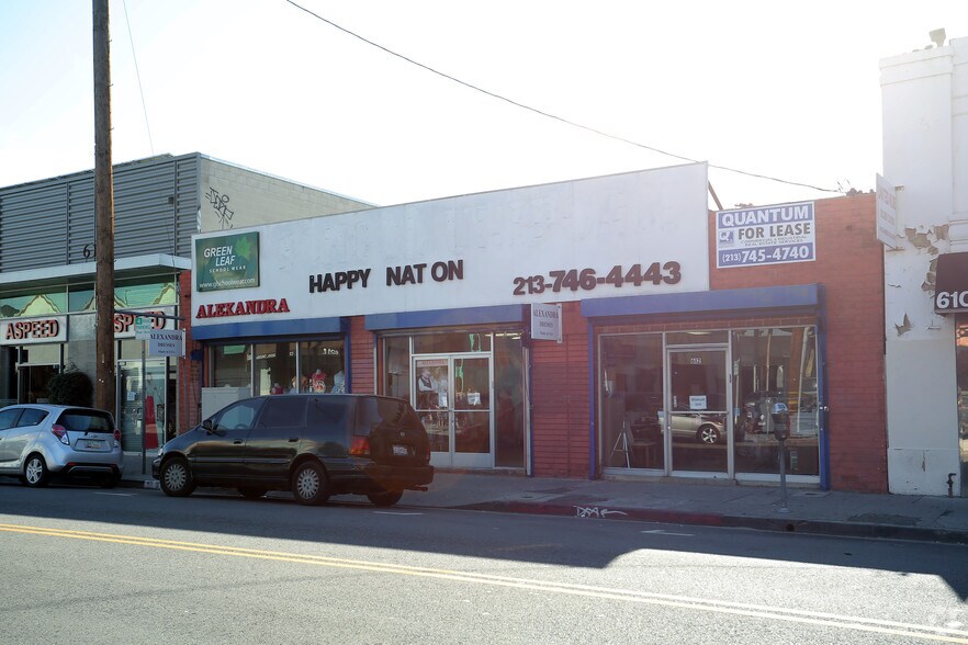 612 E 12th St, Los Angeles, CA à vendre - Photo de l’immeuble – Image 3 sur 14