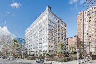 Plus de détails pour Calle Santiago de Compostela, 94, Madrid - Bureau à louer