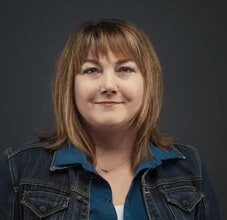 Courtney Dickens