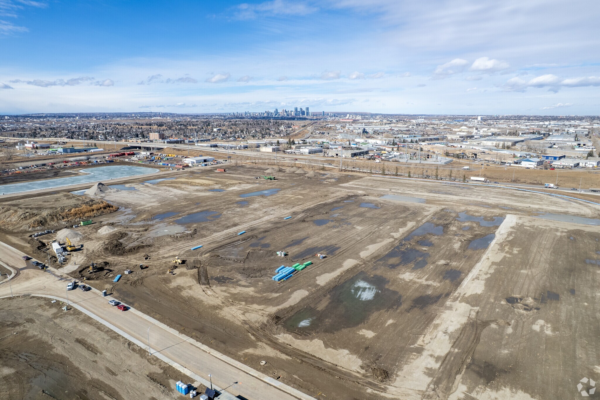 3400 87 Av SE, Calgary, AB à louer Photo de l’immeuble– Image 1 sur 4