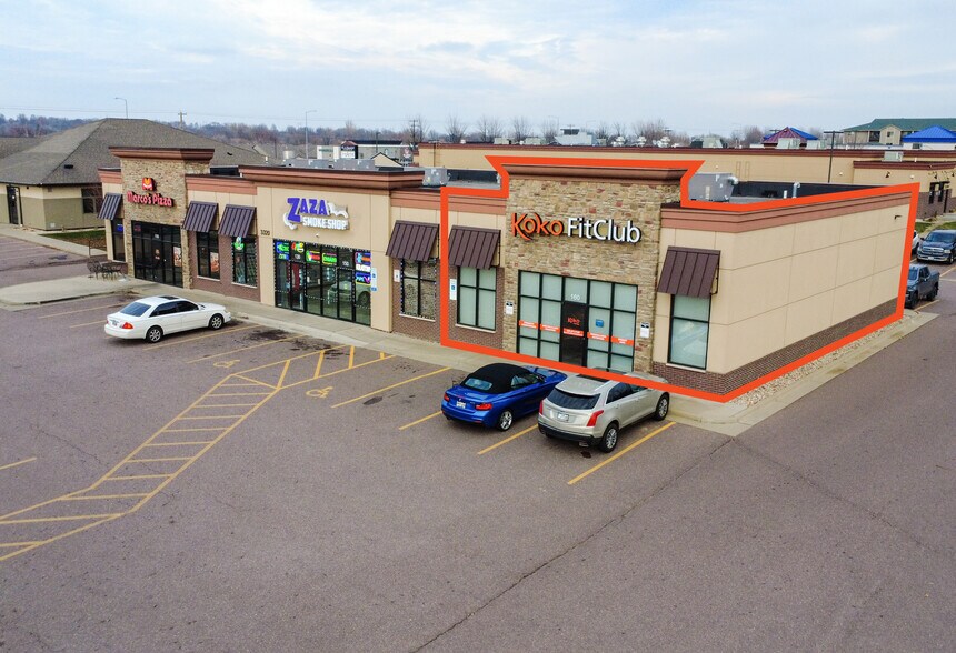 3320 S Sycamore Ave, Sioux Falls, SD à louer - Photo de l’immeuble – Image 1 sur 12