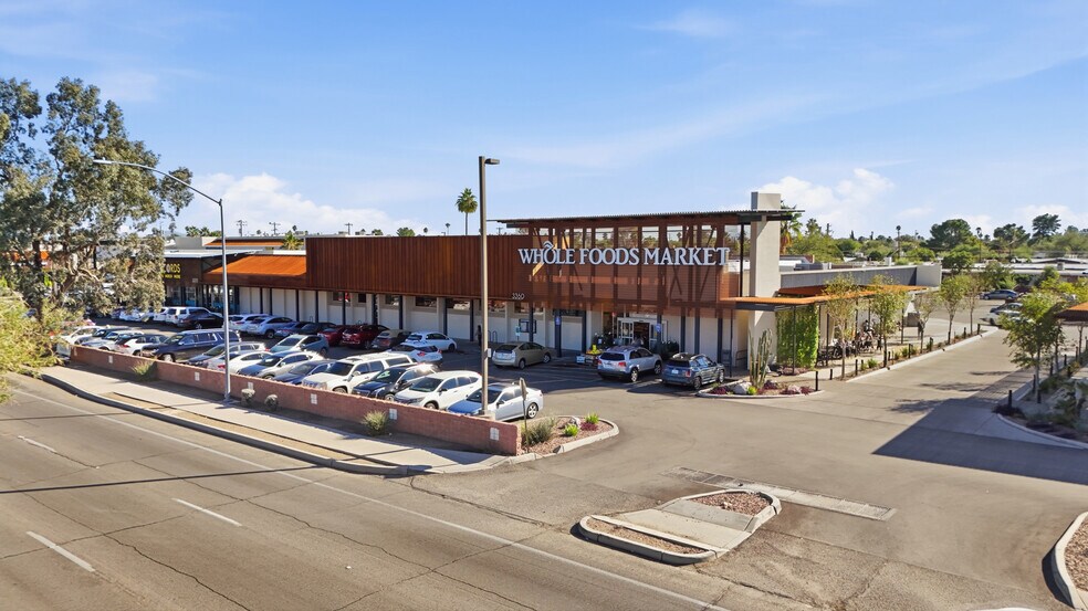 3400 E Speedway Blvd, Tucson, AZ à louer - Photo de l’immeuble – Image 1 sur 17