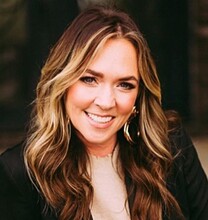 Toni Knowles