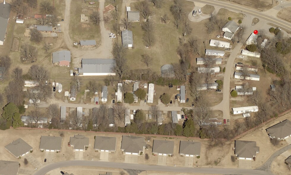 1326 E 9th St, Mountain Home, AR à vendre - Photo principale – Image 1 sur 1