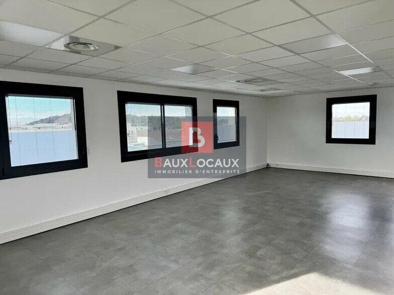 Bureau dans Avignon à louer - Photo intérieure – Image 2 sur 3
