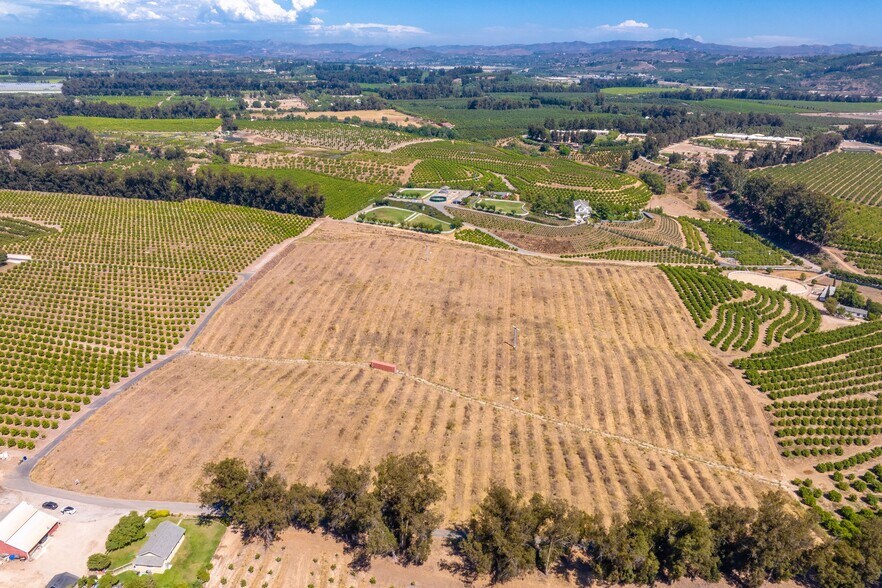 000 Sand Canyon Road, Somis, CA à vendre - Photo principale – Image 1 sur 30