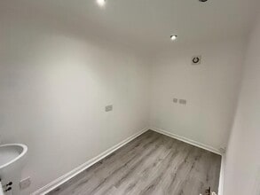 18 Campbell St, Dunfermline à louer Photo intérieure– Image 2 sur 3