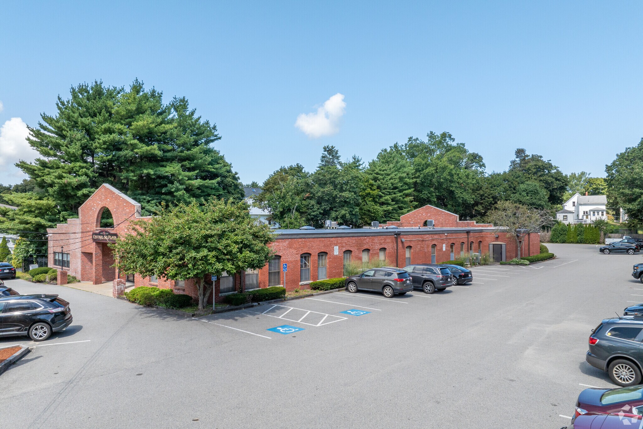 536 Broad St, Weymouth, MA à louer Photo principale– Image 1 sur 35