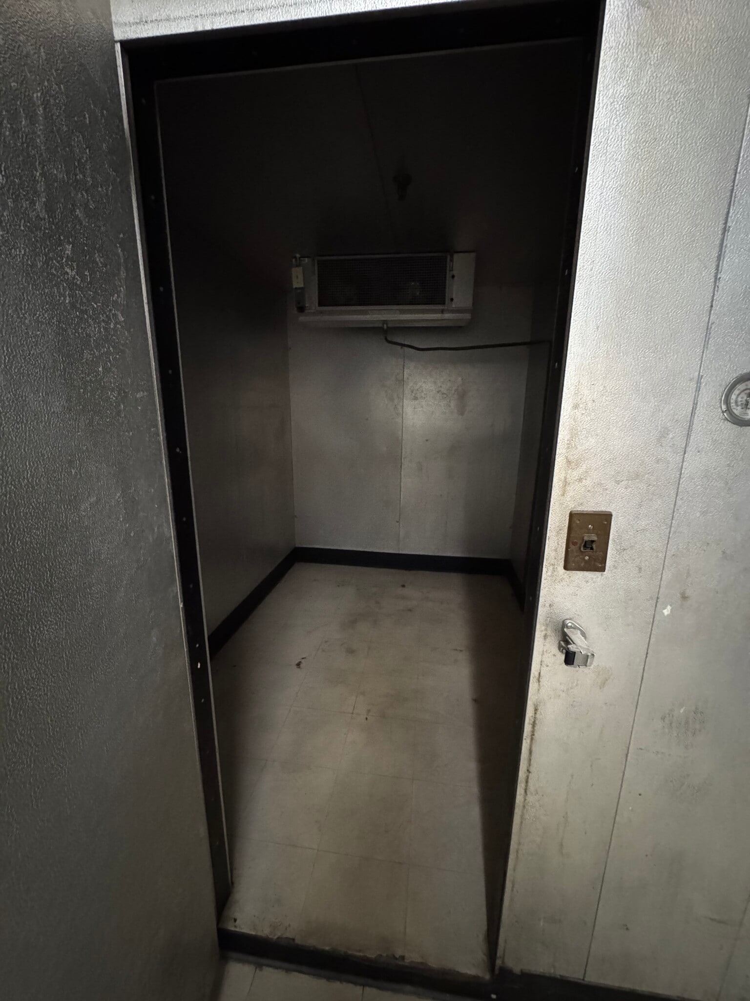 2014 Tulare St, Fresno, CA à louer Photo intérieure– Image 1 sur 5