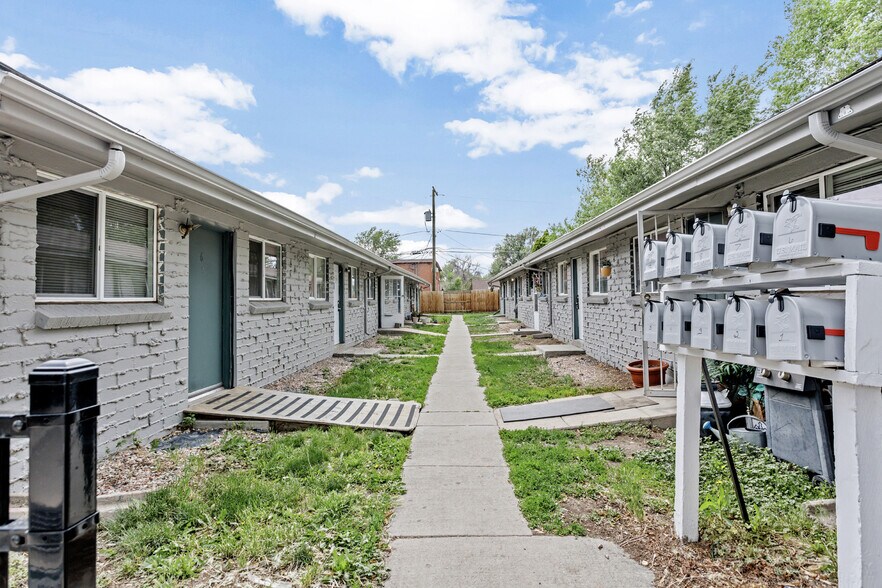 1415-1425 Harlan St, Lakewood, CO à vendre - Photo de l’immeuble – Image 2 sur 25