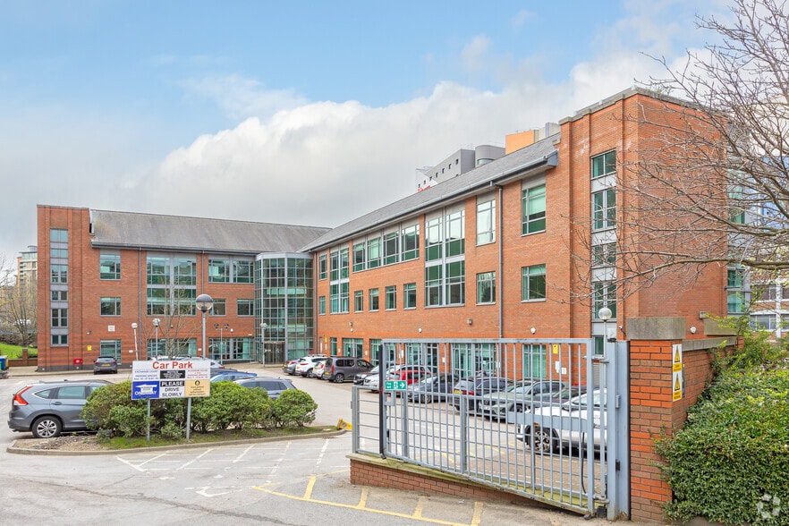 Duncombe St, Leeds à louer - Photo principale – Image 1 sur 9