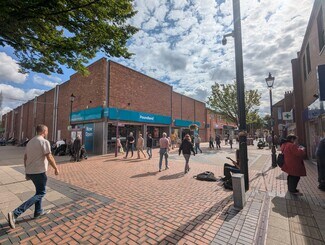 Plus de détails pour 57-61 Carolgate, Retford - Local commercial à louer