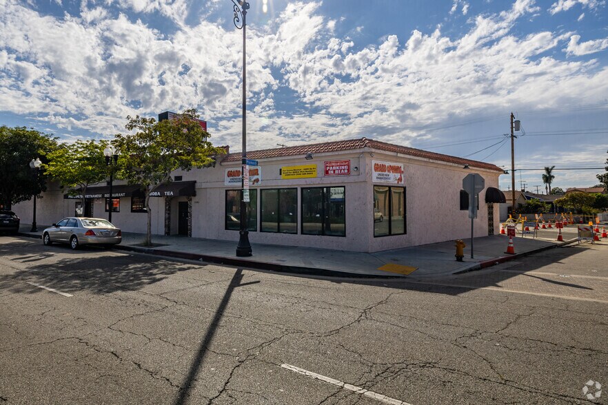 5345 Long Beach Blvd, Long Beach, CA à louer - Photo de l’immeuble – Image 1 sur 14