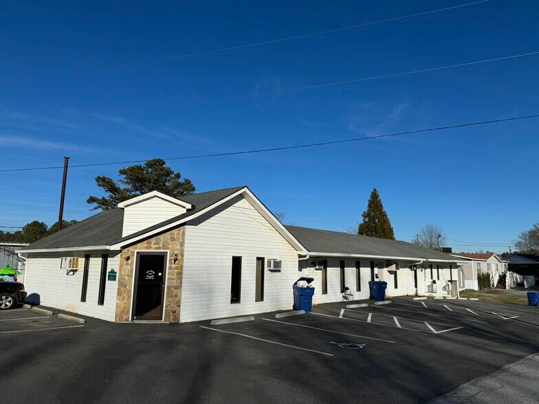 224 Professional Ct, Dallas, GA à louer - Photo de l’immeuble – Image 2 sur 14