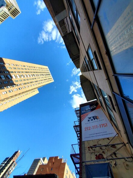 182 Lexington Ave, New York, NY à vendre - Photo de l’immeuble – Image 1 sur 3