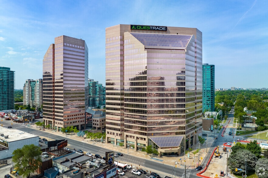 5700 Yonge St, Toronto, ON à louer - Photo de l’immeuble – Image 1 sur 13