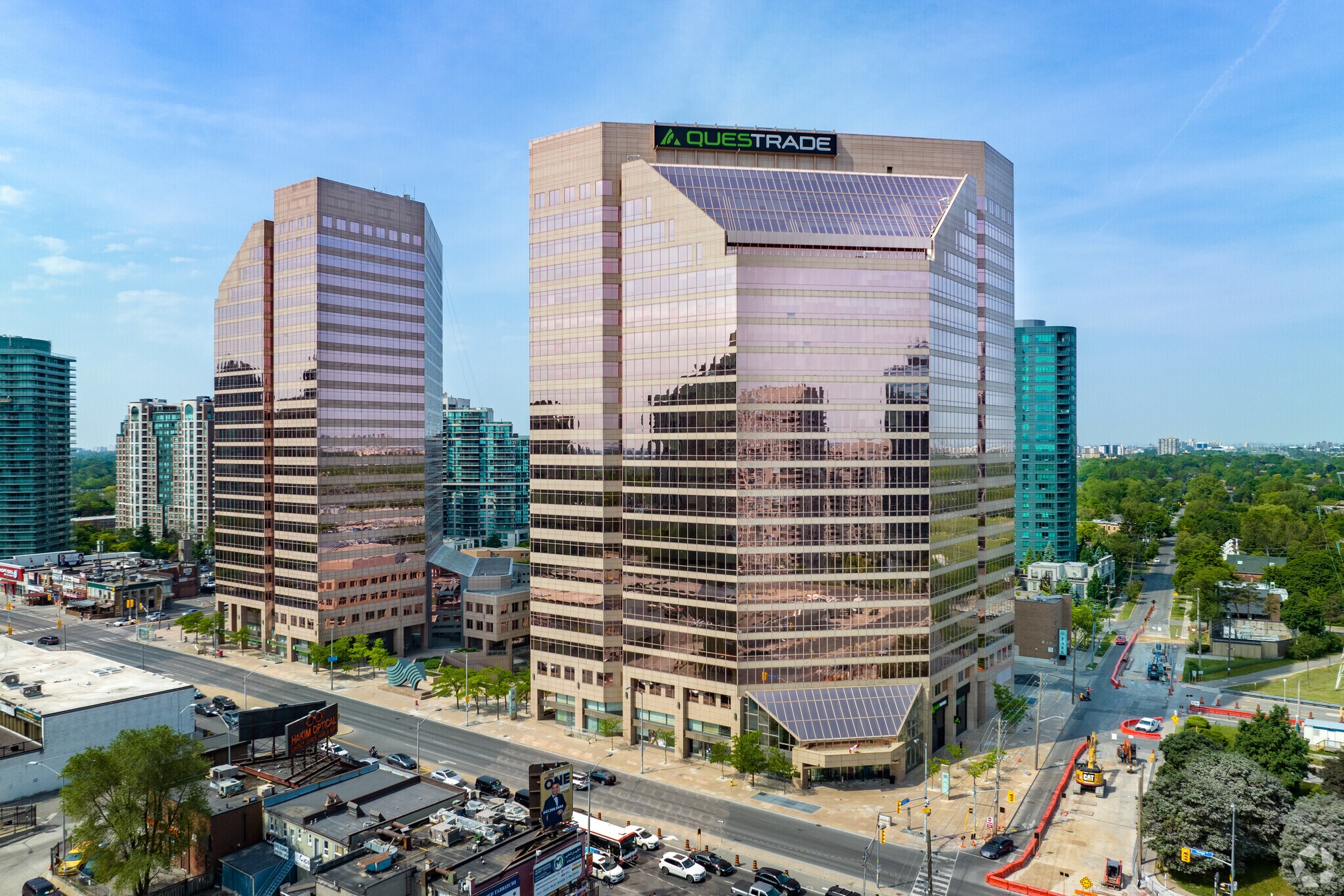 5700 Yonge St, Toronto, ON à louer Photo de l’immeuble– Image 1 sur 14
