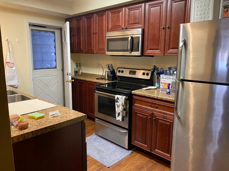 21 N Maple Ave, Greensburg, PA à louer - Photo intérieure – Image 2 sur 20