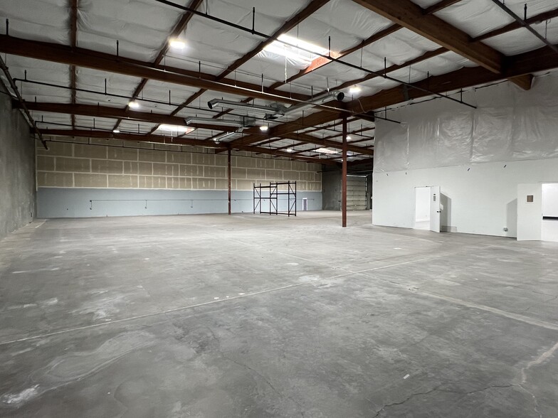 2401-2403 Stagecoach Rd, Stockton, CA à louer - Photo intérieure – Image 2 sur 7