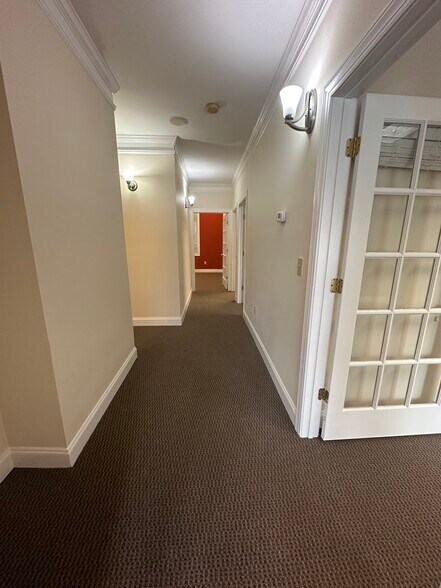 3790 Holcomb Bridge Rd, Peachtree Corners, GA à louer - Photo intérieure – Image 3 sur 8
