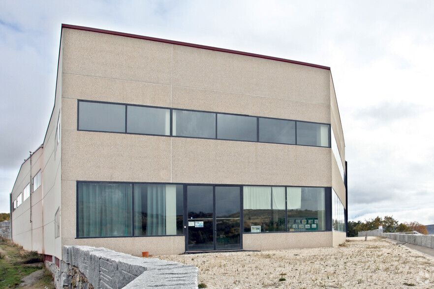 Camino Fábrica, s/n, Hoyocasero, Ávila à louer - Photo principale – Image 1 sur 11