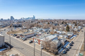 11528-11546 80th St NW, Edmonton, AB - VUE AÉRIENNE  vue de carte - Image1