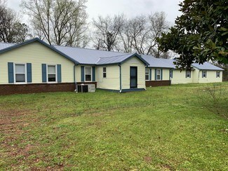 Plus de détails pour 4585 Highway 70, Cedar Grove, TN - Santé à vendre