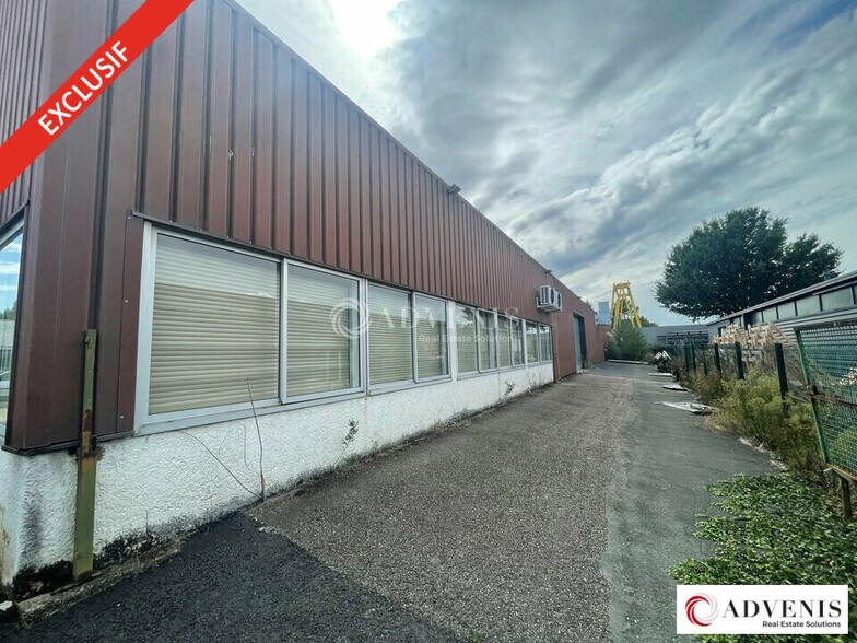 Industriel/Logistique dans Pessac à louer - Photo de l’immeuble – Image 3 sur 11