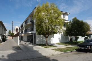 Plus de détails pour 14121 Friar St, Van Nuys, CA - Logement à vendre