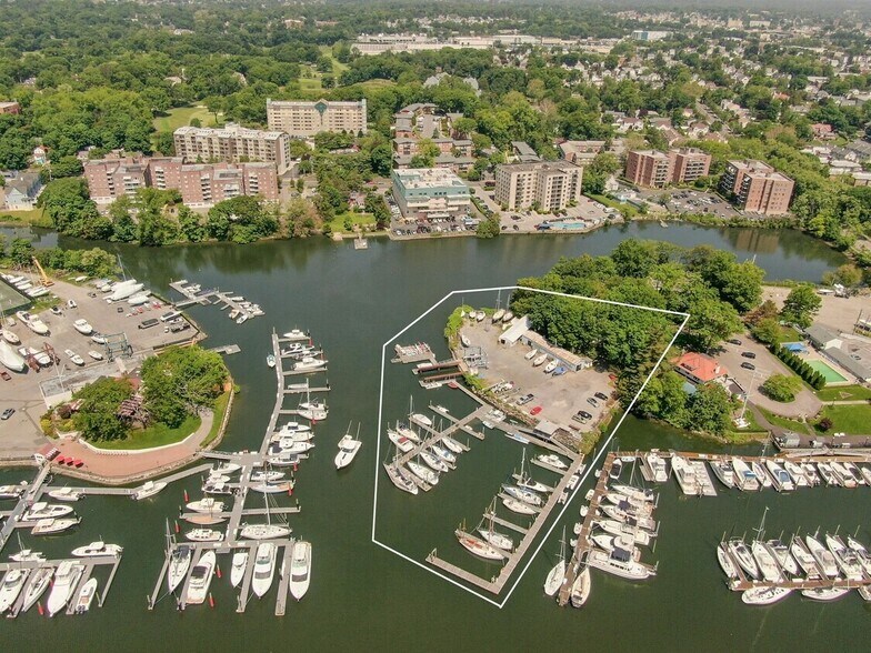 101 Harbor Ln W, New Rochelle, NY à vendre - Aérien – Image 2 sur 10