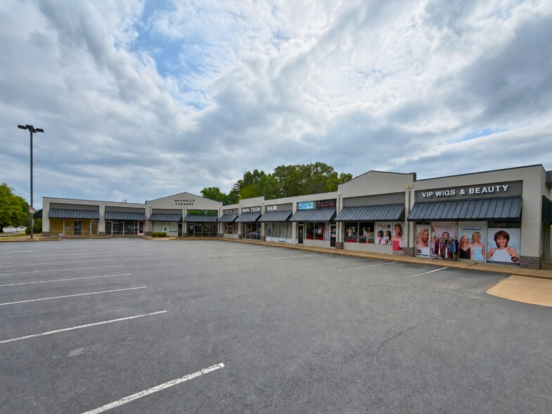 301 Club Manor Dr, Maumelle, AR à louer - Photo de l’immeuble – Image 2 sur 4