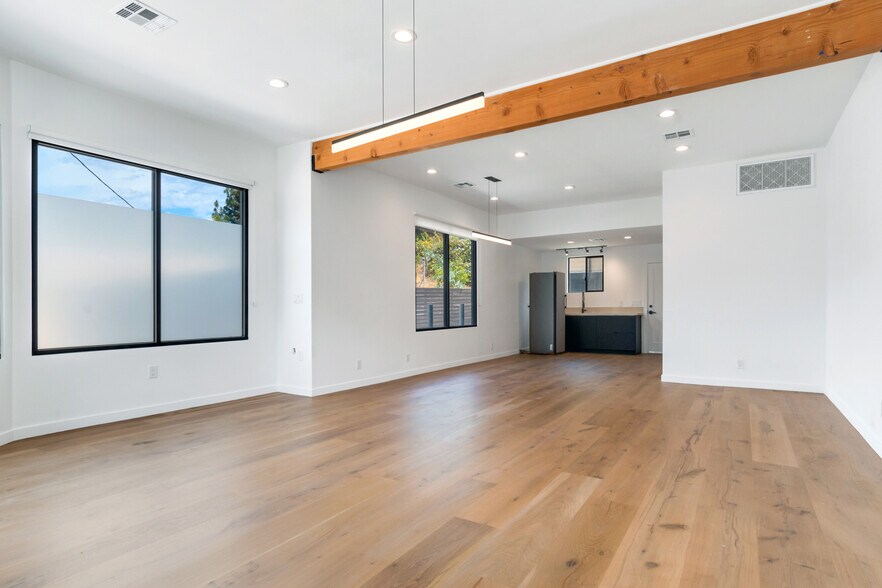 768 N Avenue 50, Los Angeles, CA à vendre - Photo de l’immeuble – Image 2 sur 24