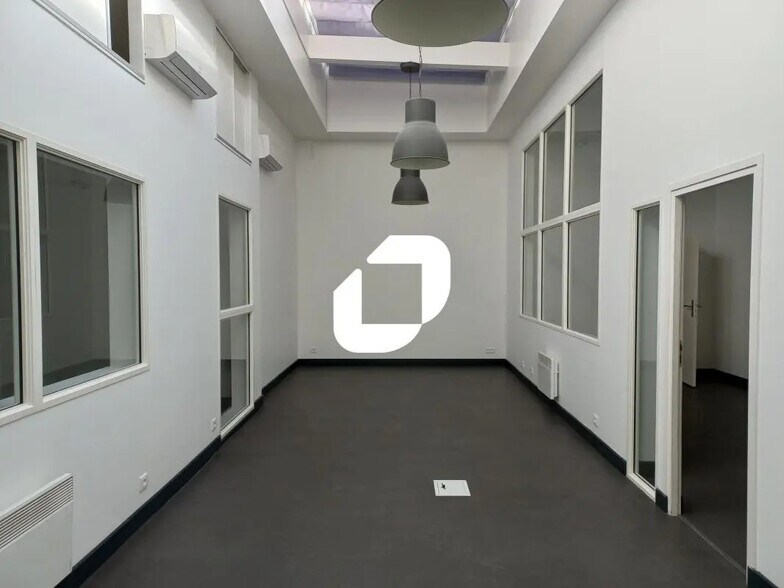 Bureau dans Roubaix à vendre - Photo de l’immeuble – Image 2 sur 6