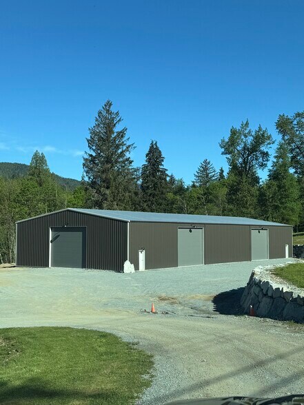 13403 Stave Lake rd, Mission, BC à louer - Photo principale – Image 1 sur 3