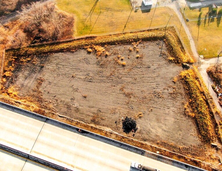 12501 Sanders St, Detroit, MI à vendre - Photo de l’immeuble – Image 3 sur 8