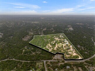Plus de détails pour 251 Circle Dr, Wimberley, TX - Hôtellerie à vendre