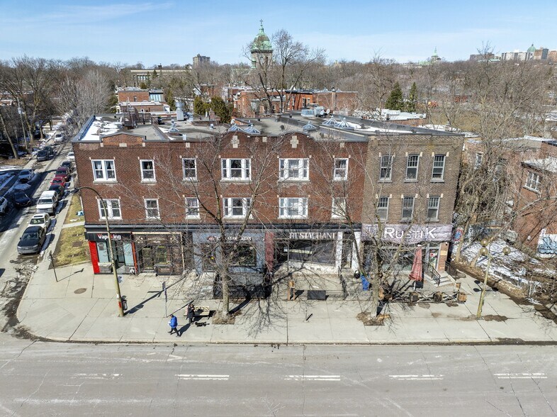 5617-5631 Rue Sherbrooke O, Montréal, QC à louer - Photo de l’immeuble – Image 2 sur 3