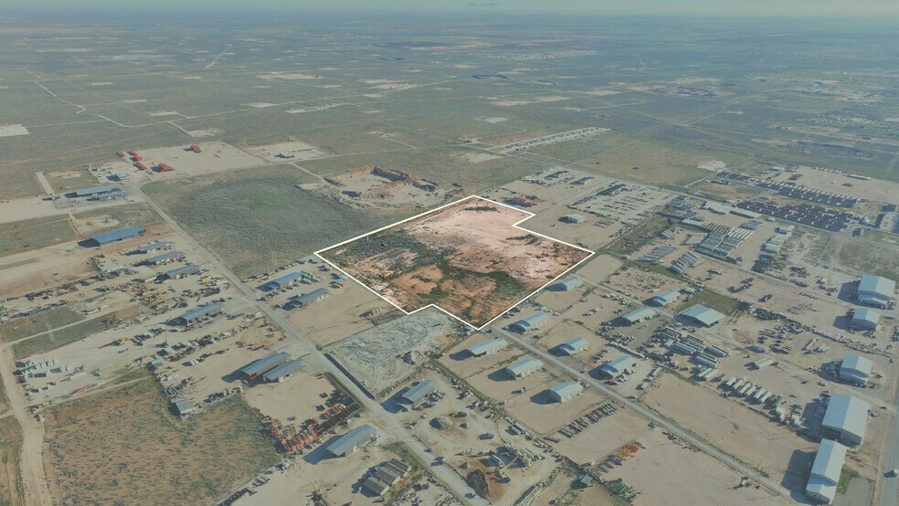 3415 N County Road 1103, Midland, TX à vendre - Photo de l’immeuble – Image 2 sur 18