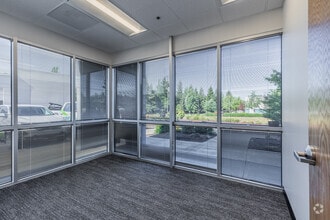 14125-14145 NE Airport Way, Portland, OR à louer Photo intérieure– Image 2 sur 7