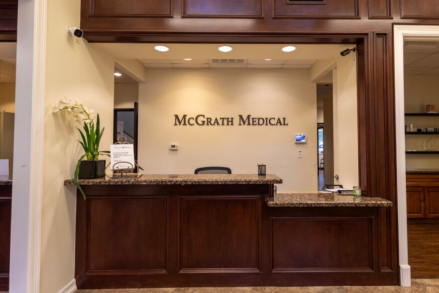 2500 W William Cannon Dr, Austin, TX à vendre - Photo de l’immeuble – Image 2 sur 29