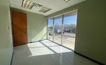 20627 Huebner Rd, San Antonio, TX à louer Photo intérieure– Image 2 sur 6