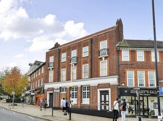 Plus de détails pour 82-84 High St, Ruislip - Local commercial à louer