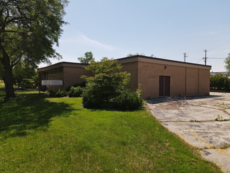 838 S Fisk St, Green Bay, WI à vendre - Photo de l’immeuble – Image 2 sur 20