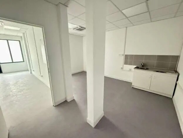 44 Place Francois Mitterrand, Savigny-le-Temple à louer - Photo intérieure – Image 3 sur 4