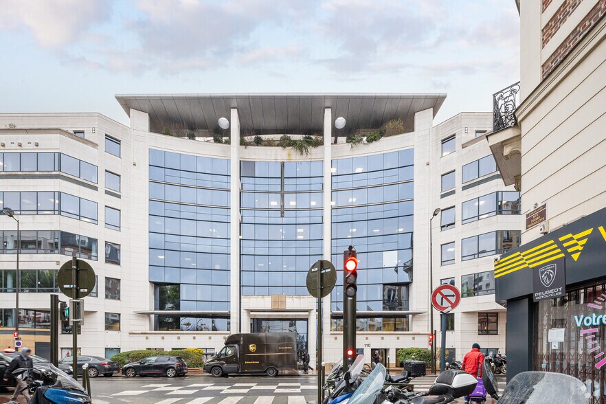 102-116 Rue Victor Hugo, Levallois-Perret à louer - Photo de l’immeuble – Image 3 sur 4