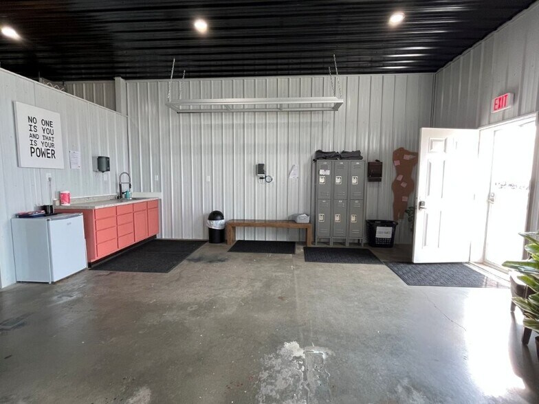 1710 E Grand Xing, Mobridge, SD à vendre - Photo de l’immeuble – Image 3 sur 19