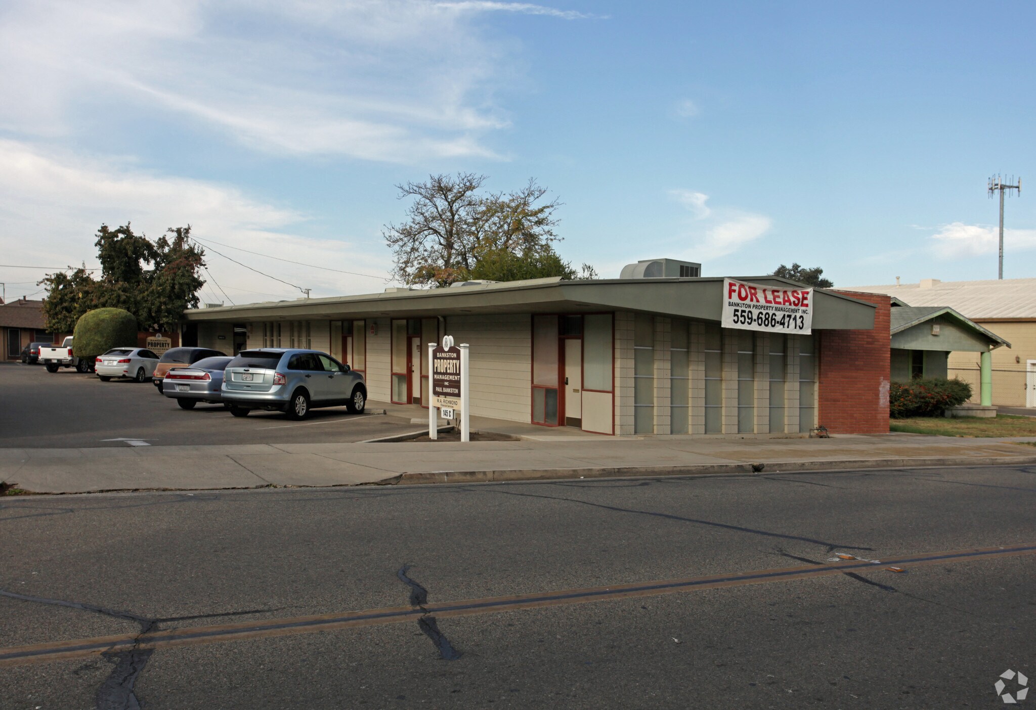 145 N N St, Tulare, CA à louer Photo principale– Image 1 sur 12