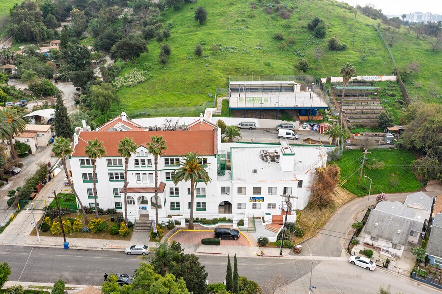 234 E Avenue 33, Los Angeles, CA à vendre - Photo de l’immeuble – Image 2 sur 4